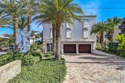 3036 S Fletcher