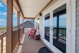 835 Ocean Ave
