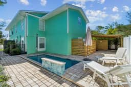 2989 S Fletcher Ave (entire home) - Image 3