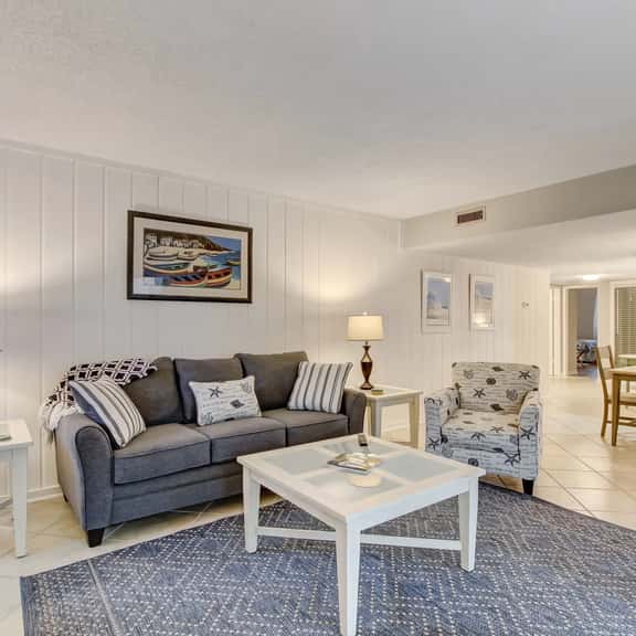 Beachwood 2016 - Image 1