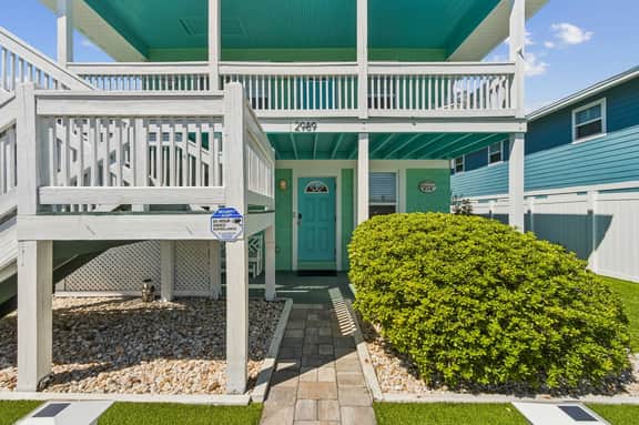 2989 S Fletcher Ave (entire home) - Image 5